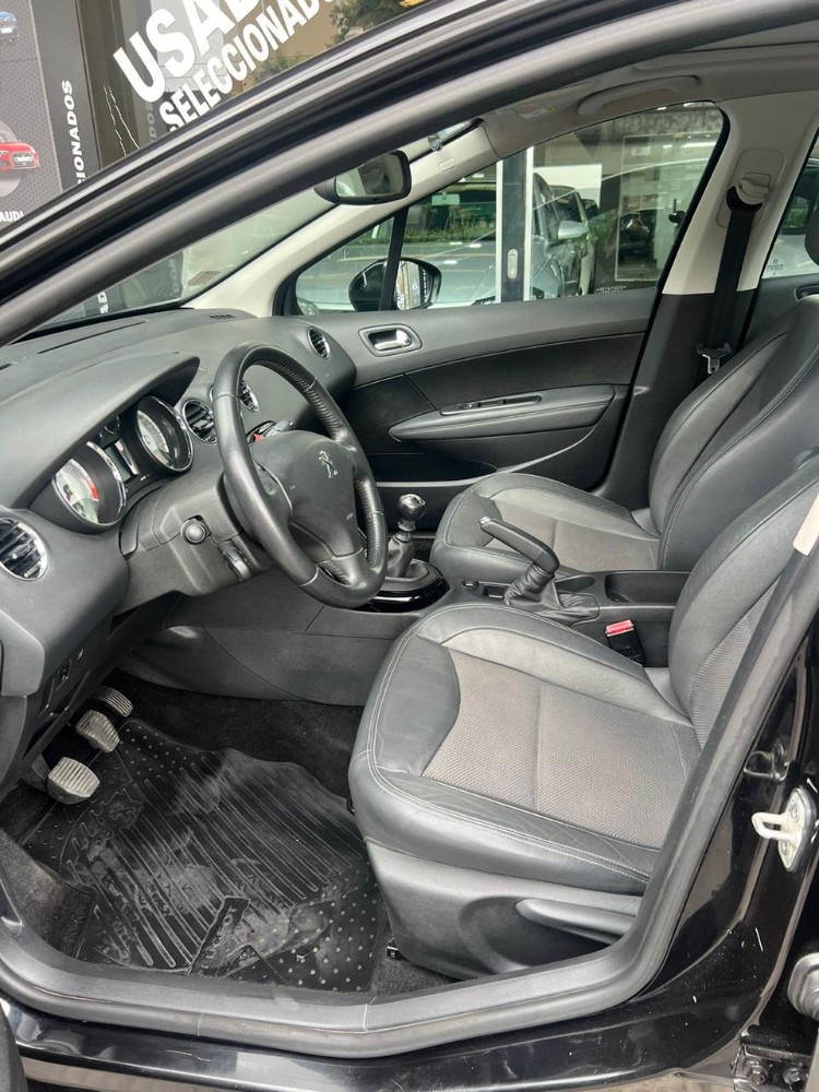 Peugeot 408 Allure Plus — foto 4